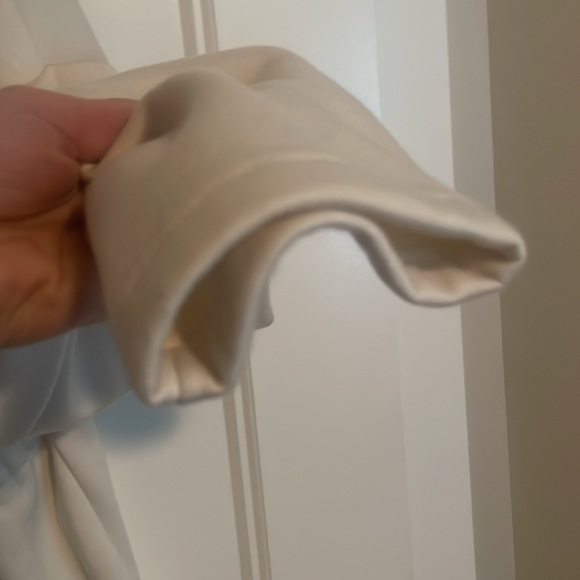 Fabletics sweatshirt material jacket. Size large. EUC - Picture 4 of 6